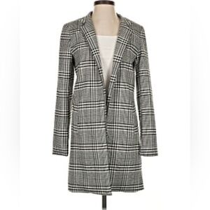 Carolina Belle Black and white Plaid long Blazer/Jacket